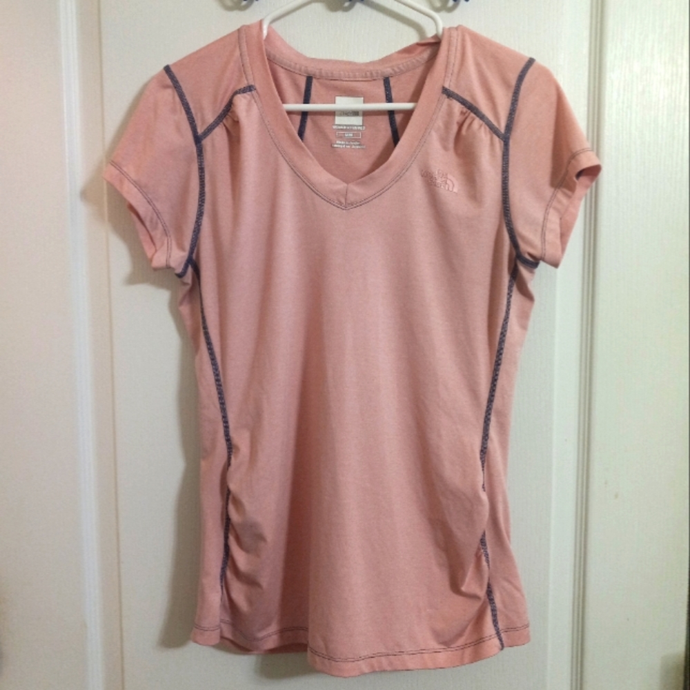 North Face Soft Pink V-Neck Tee Size Medium